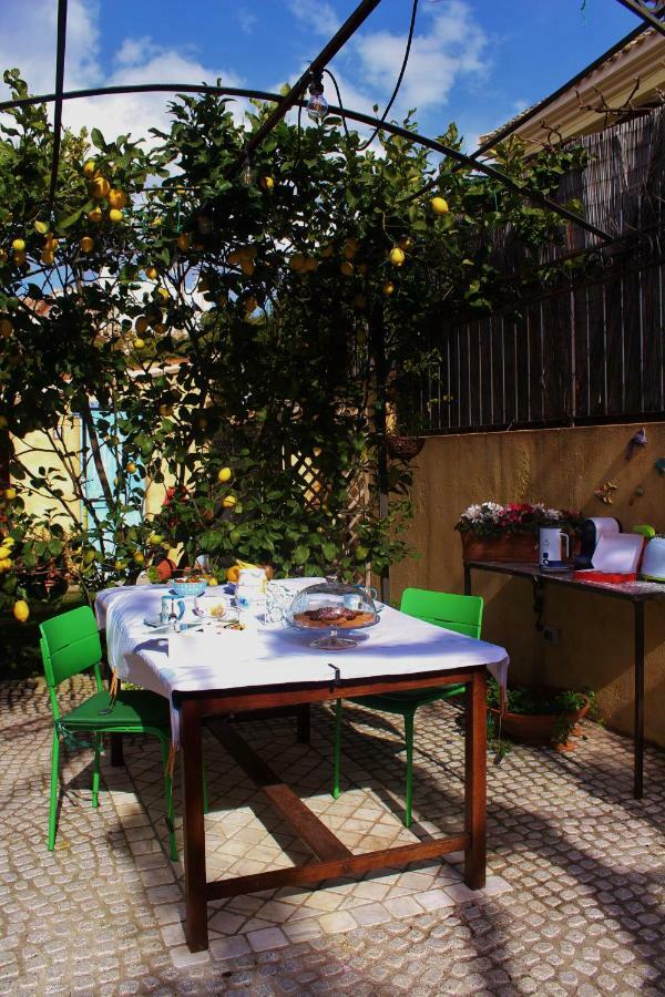 Su Forti La Forma Dell'Acqua Bed & Breakfast エクステリア 写真